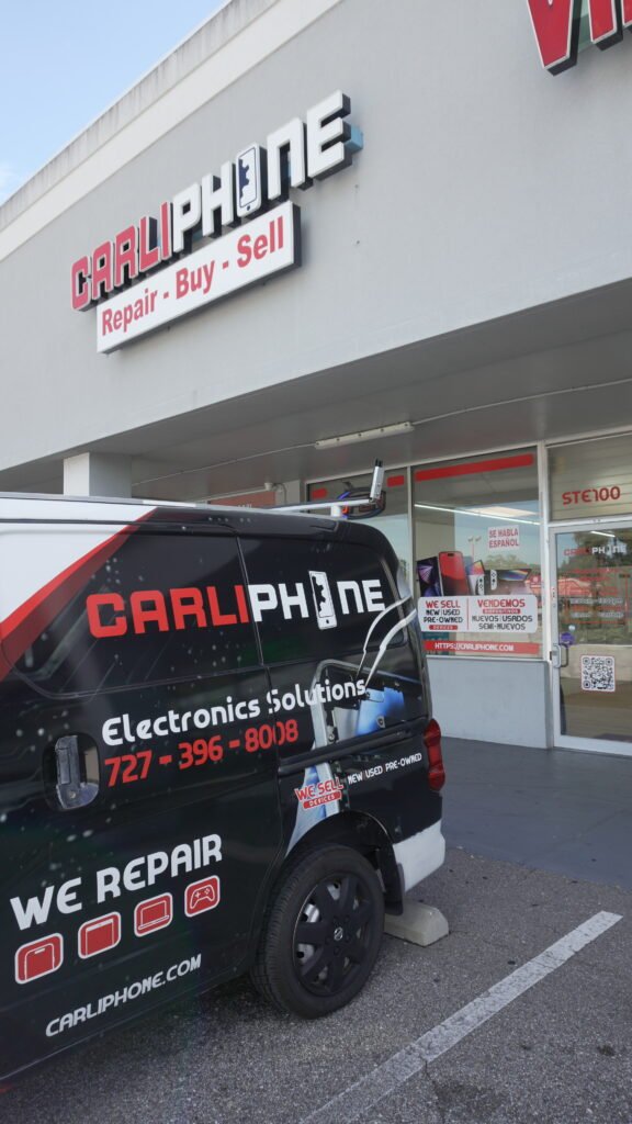CarliPhone electronics store entrance in Largo, FL